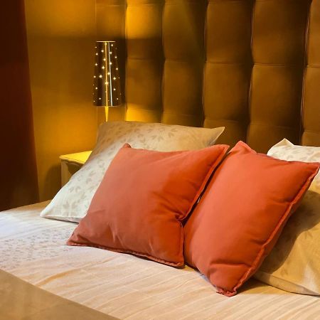 Les 3 Rois By Yy Hotel Villers-Bocage  Ngoại thất bức ảnh