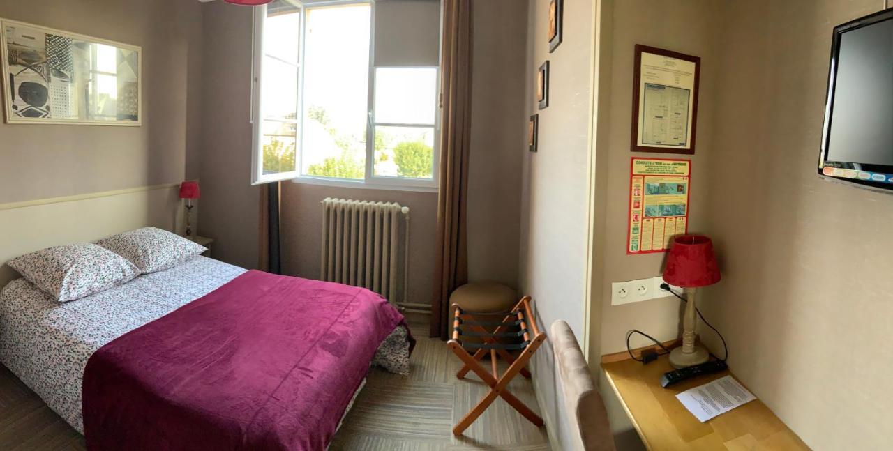 Les 3 Rois By Yy Hotel Villers-Bocage  Ngoại thất bức ảnh