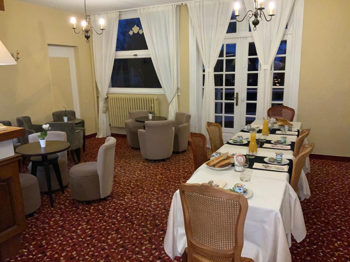 Les 3 Rois By Yy Hotel Villers-Bocage  Ngoại thất bức ảnh