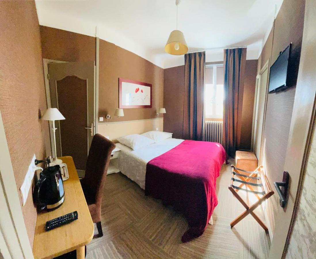 Les 3 Rois By Yy Hotel Villers-Bocage  Ngoại thất bức ảnh