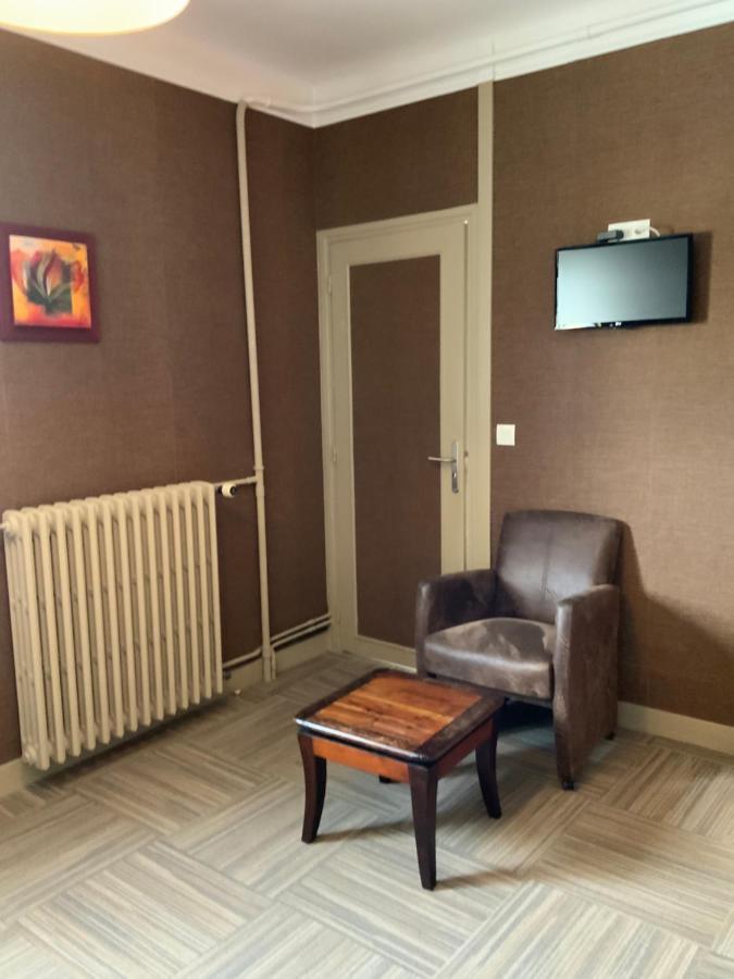 Les 3 Rois By Yy Hotel Villers-Bocage  Ngoại thất bức ảnh