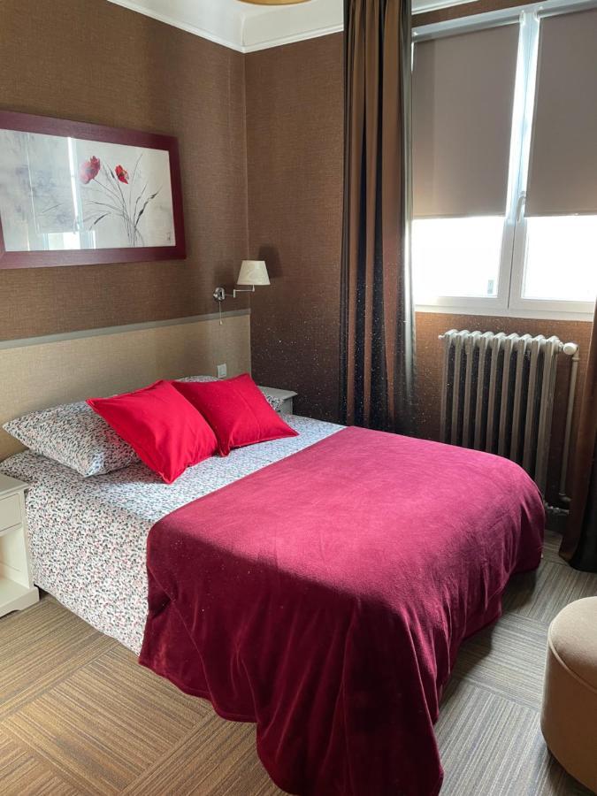 Les 3 Rois By Yy Hotel Villers-Bocage  Ngoại thất bức ảnh