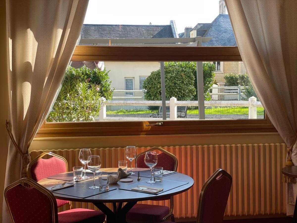 Les 3 Rois By Yy Hotel Villers-Bocage  Ngoại thất bức ảnh